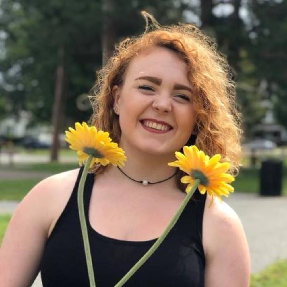 Meet your Posher, Alexandra